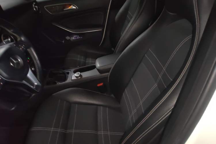 Used Mercedes-Benz A-Class 2013 A 200 Urban Edition Left Front Seat