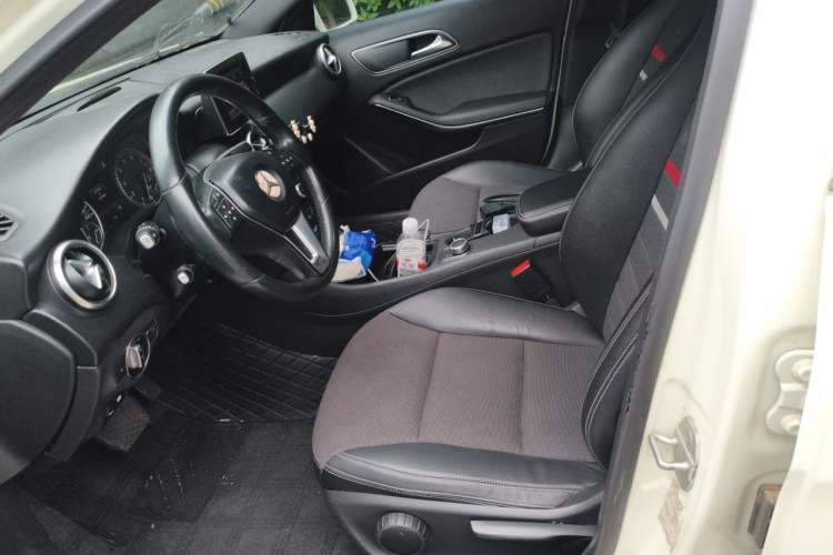 Used Mercedes-Benz A-Class 2013 A 180 Fashion Model Left Front Seat
