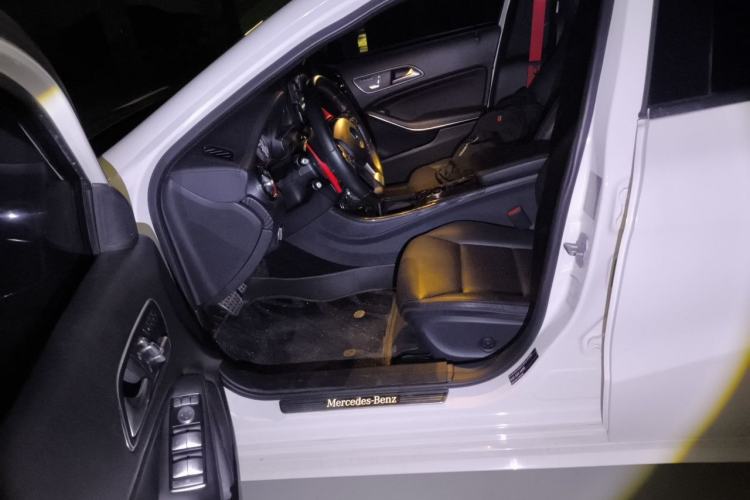 Used Mercedes-Benz A-Class 2013 A 260 Sport model Left Front Seat