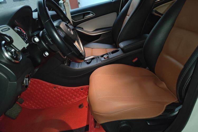 Used Mercedes-Benz A-Class 2013 A 180 Fashion Model Left Front Seat