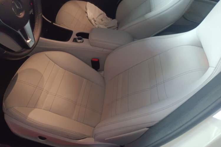 Used Mercedes-Benz A-Class 2013 A 200 Urban Edition Left Front Seat