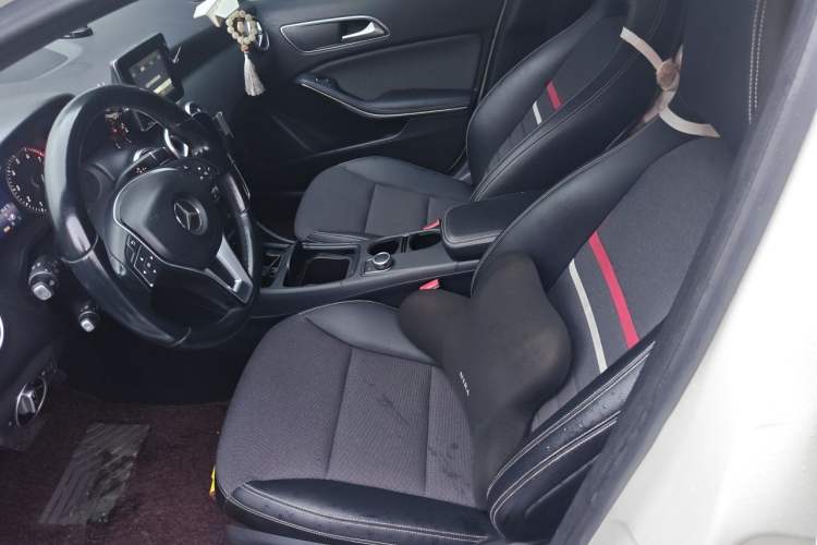 Used Mercedes-Benz A-Class 2013 A 180 Fashion Model Left Front Seat