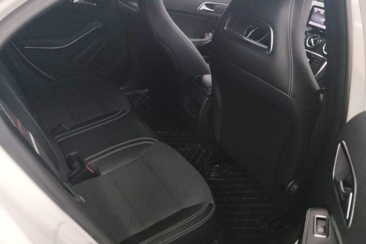 Used Mercedes-Benz A-Class 2013 A 180 Fashion Model Left Rear Seat
