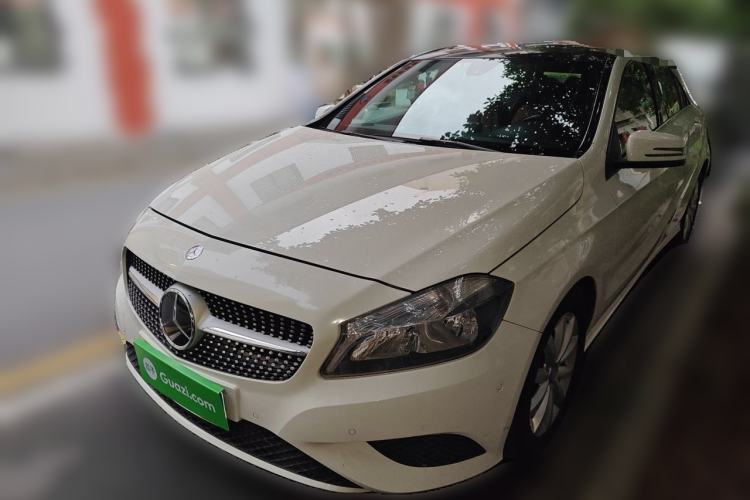 Ojetý Mercedes-Benz A-Class 2013 A 180 Fashion Model Guazi used car, China used car export, Used car for sale, Used  cars, Cheapest cars for sale