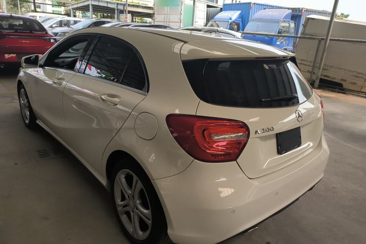 Used Mercedes-Benz A-Class 2013 A 200 Urban Edition Rear Left 45 Deg
