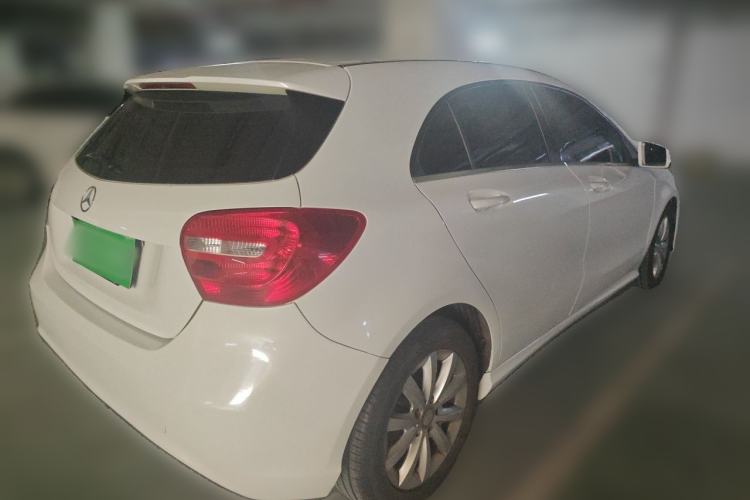Used Mercedes-Benz A-Class 2013 A 180 Fashion Model Rear Right 45 Deg