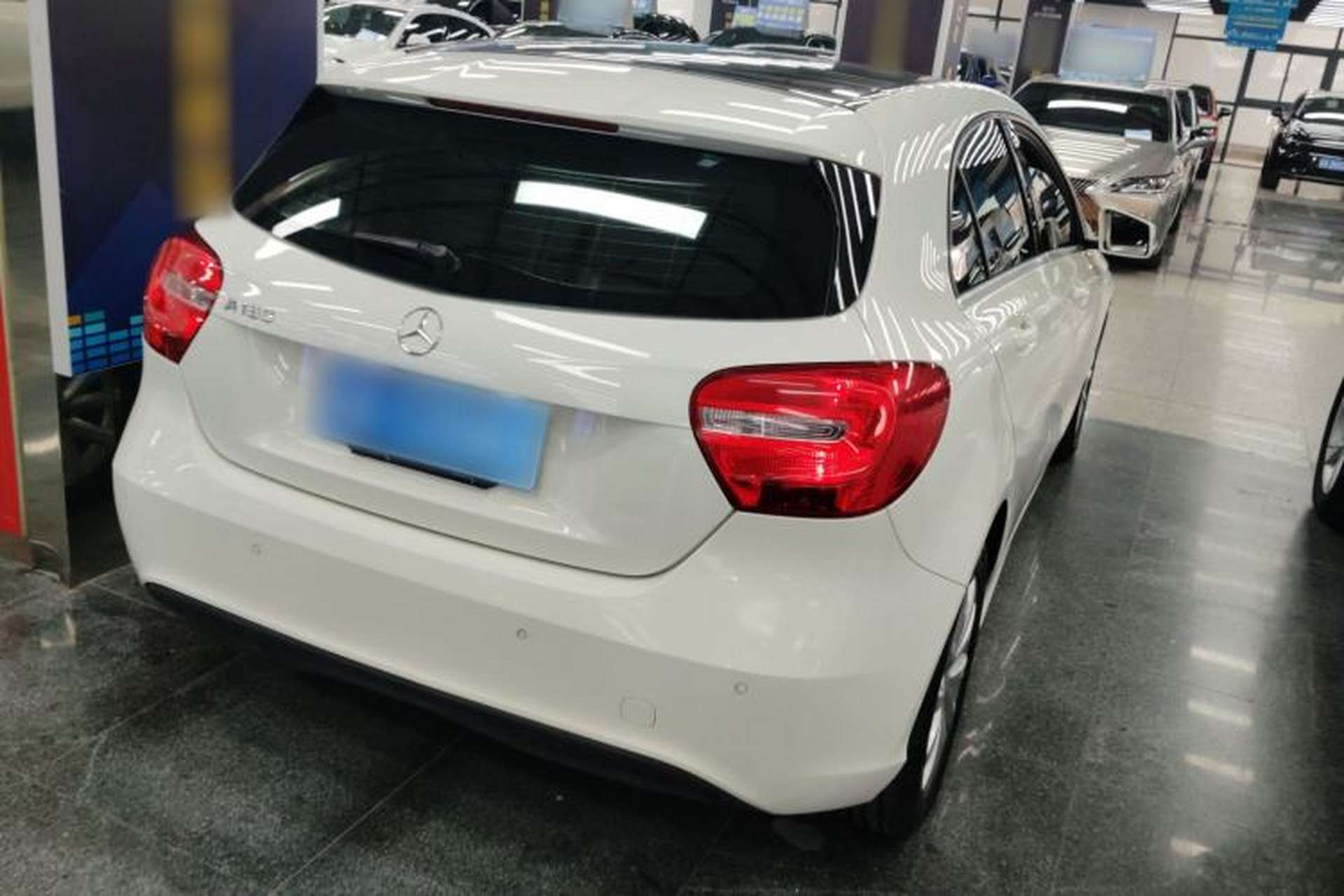 Used Mercedes-Benz A-Class 2013 A 180 Fashion Model Rear Right 45 Deg