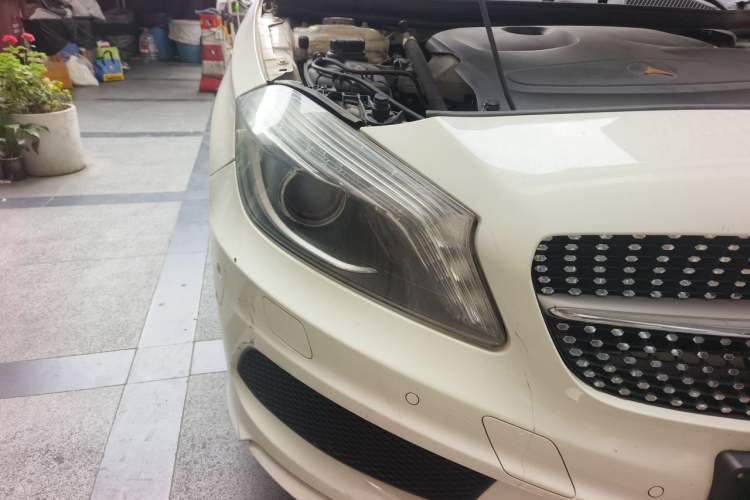 Used Mercedes-Benz A-Class 2013 A 260 Sport model Right Front Headlight