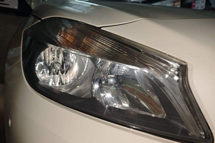 Used Mercedes-Benz A-Class 2013 A 180 Fashion Model Right Front Headlight