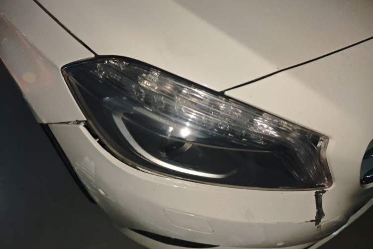Used Mercedes-Benz A-Class 2013 A 200 Urban Edition Right Front Headlight