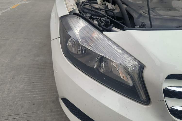Used Mercedes-Benz A-Class 2013 A 180 Fashion Model Right Front Headlight