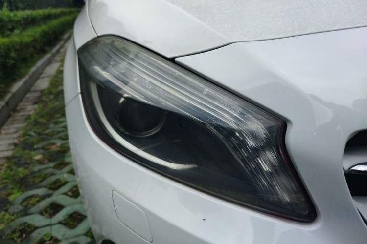 Used Mercedes-Benz A-Class 2013 A 200 Urban Edition Right Front Headlight