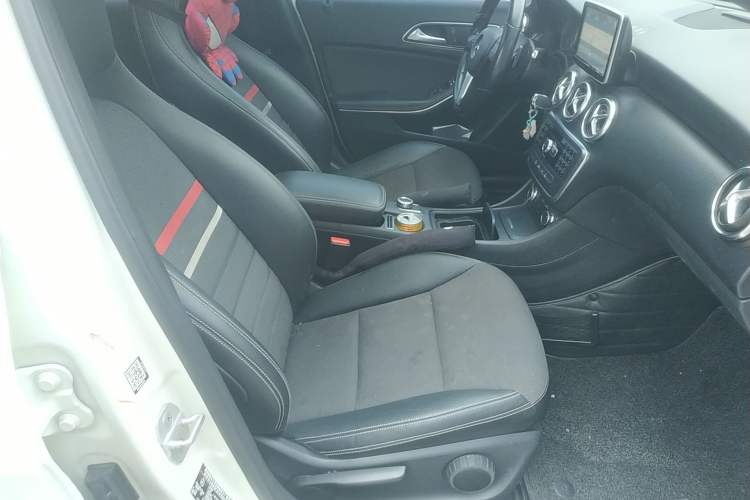 Used Mercedes-Benz A-Class 2013 A 180 Fashion Model Right Front Seat