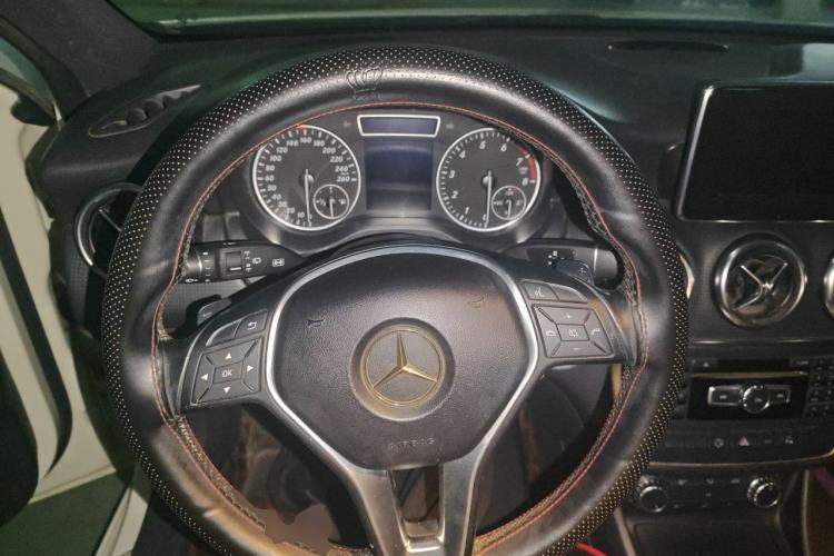 Used Mercedes-Benz A-Class 2013 A 180 Fashion Model Steering Wheel