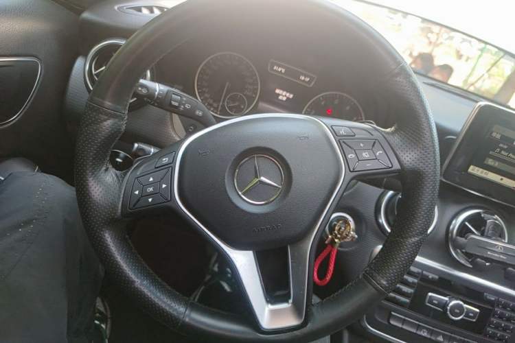 Used Mercedes-Benz A-Class 2013 A 180 Fashion Model Steering Wheel