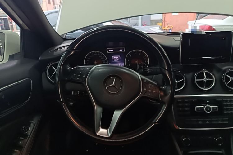 Used Mercedes-Benz A-Class 2013 A 180 Fashion Model Steering Wheel