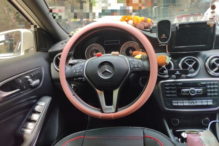 Used Mercedes-Benz A-Class 2013 A 200 Urban Edition Steering Wheel