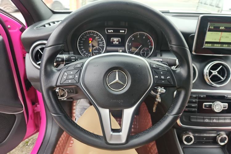 Used Mercedes-Benz A-Class 2013 A 180 Fashion Model Steering Wheel