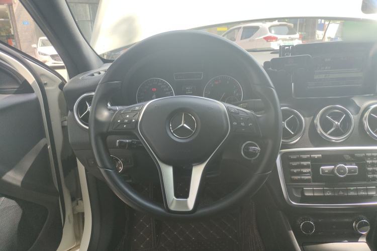 Used Mercedes-Benz A-Class 2013 A 180 Fashion Model Steering Wheel