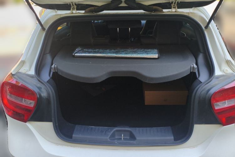 Used Mercedes-Benz A-Class 2013 A 180 Fashion Model Trunk