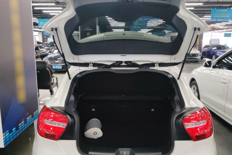 Used Mercedes-Benz A-Class 2013 A 180 Fashion Model Trunk
