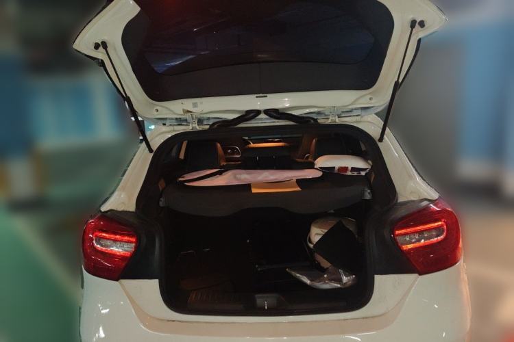 Used Mercedes-Benz A-Class 2013 A 200 Urban Edition Trunk
