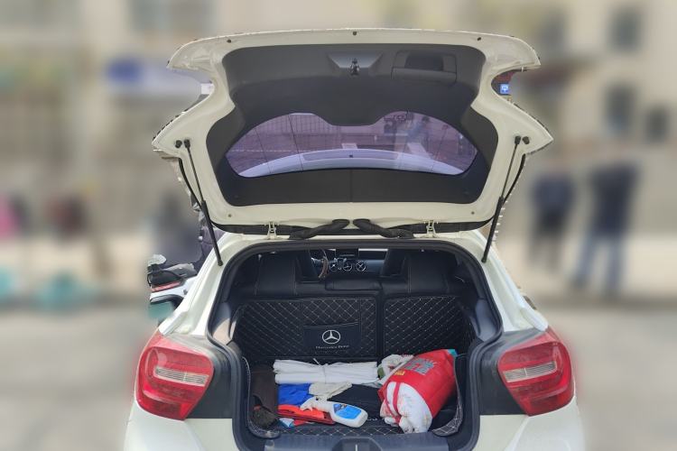 Used Mercedes-Benz A-Class 2013 A 180 Fashion Model Trunk