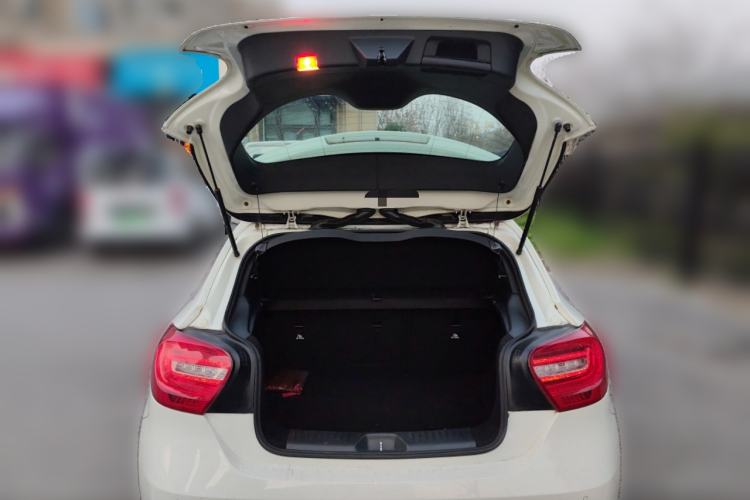 Used Mercedes-Benz A-Class 2013 A 200 Urban Edition Trunk