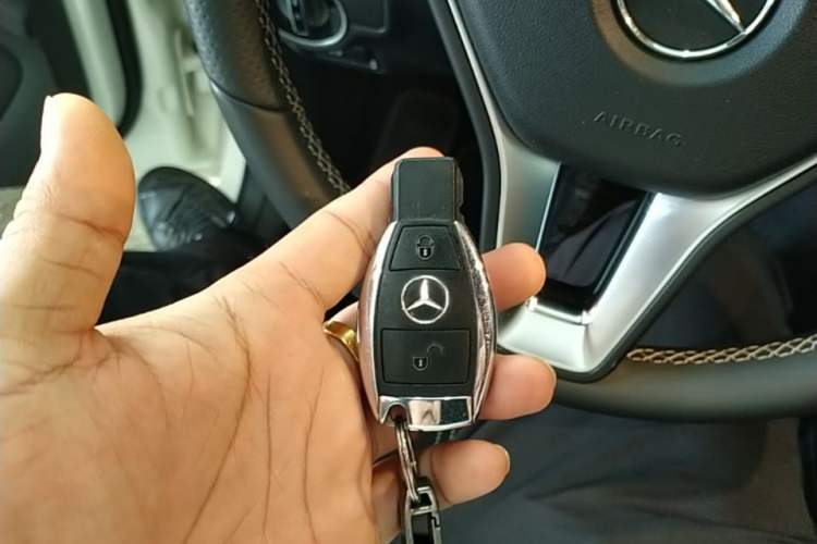 Used Mercedes-Benz A-Class 2013 A 200 Urban Edition Vehicle Key