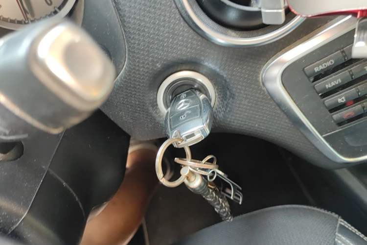 Used Mercedes-Benz A-Class 2013 A 200 Urban Edition Vehicle Key