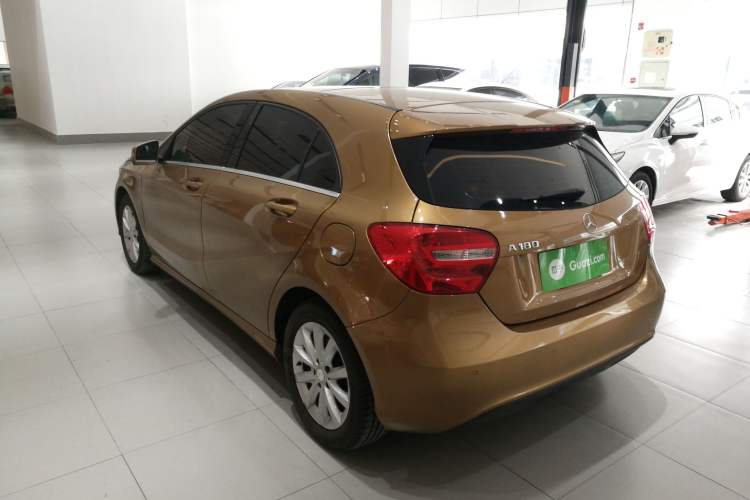 Used Mercedes-Benz A-Class 2013 A 180 Fashion Model Rear Left 45 Deg