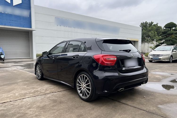 Used Mercedes-Benz A-Class 2015 A 200 Sport Edition Exterior 3