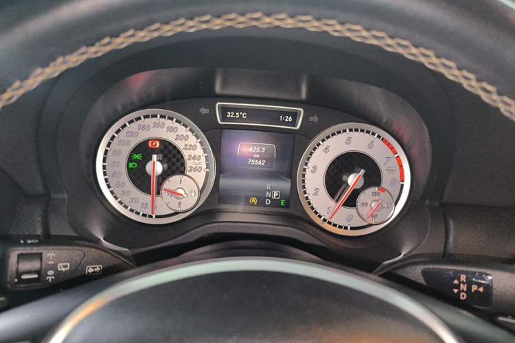 Used Mercedes-Benz A-Class 2015 A 200 Fashion Model Instrument Cluster