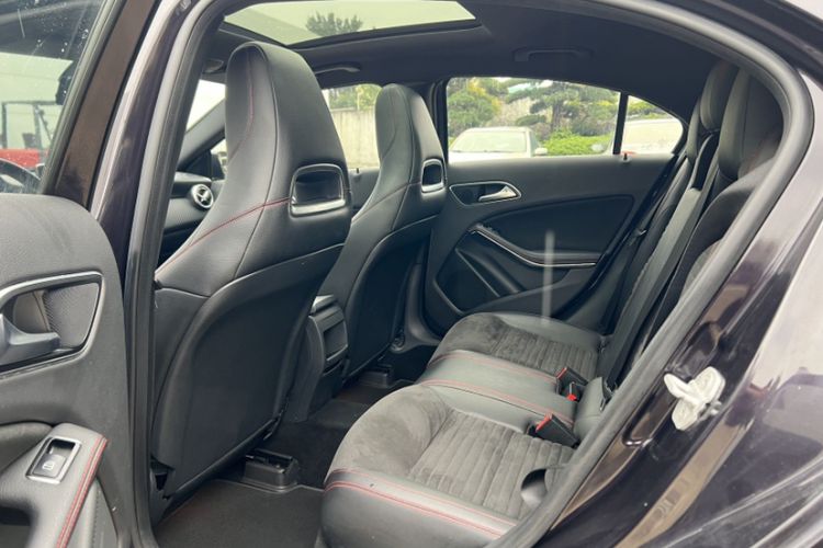 Used Mercedes-Benz A-Class 2015 A 200 Sport Edition Interior 4
