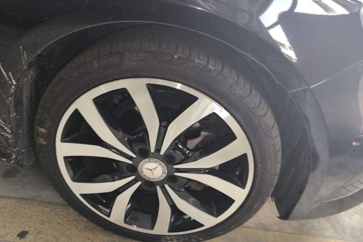Used Mercedes-Benz A-Class 2015 A 200 Fashion Model Right Front Wheel Hub