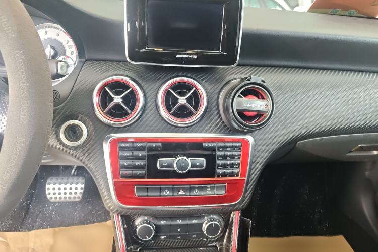 Used Mercedes-Benz A-Class 2015 A 200 Sport Edition Audio And AC Panel