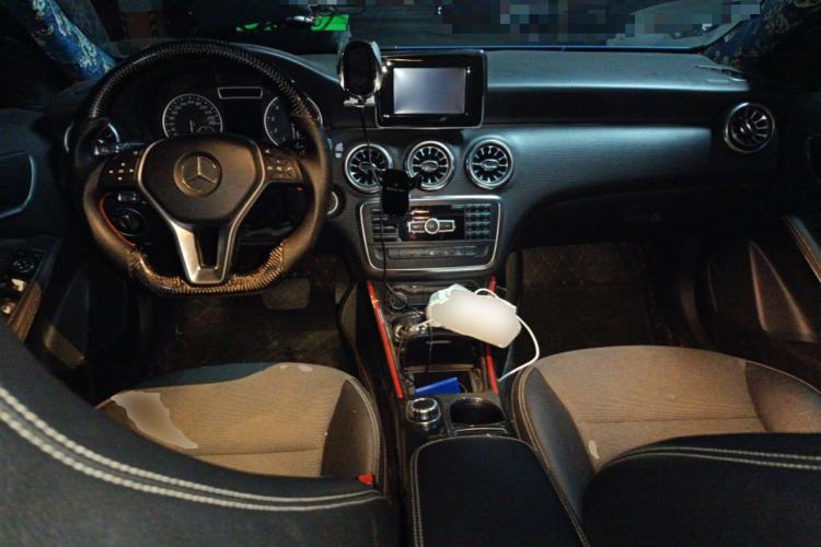 Used Mercedes-Benz A-Class 2015 A 180 Center Console