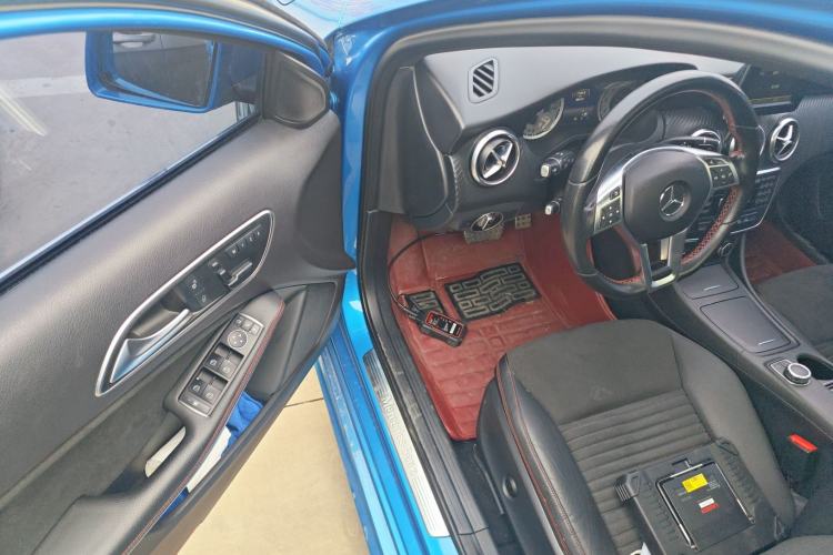 Used Mercedes-Benz A-Class 2015 A 200 Sport Edition Driver Seat