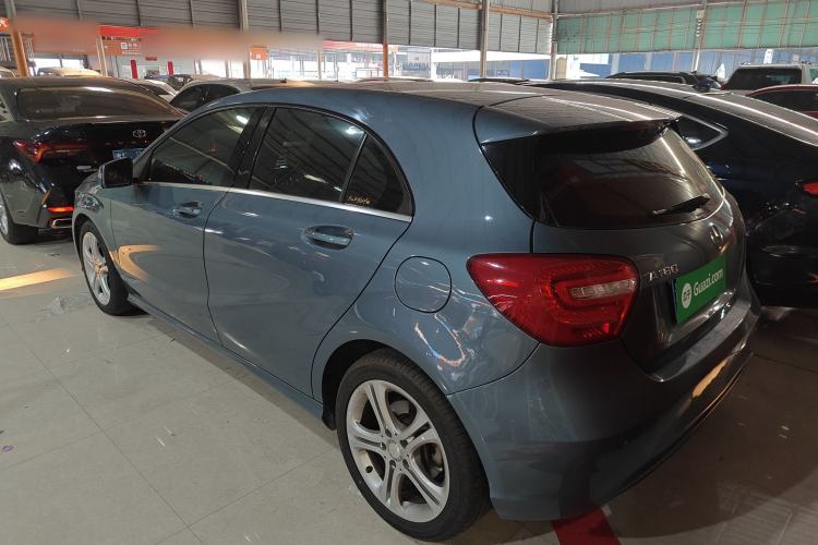 Used Mercedes-Benz A-Class 2015 A 180 Exterior 2
