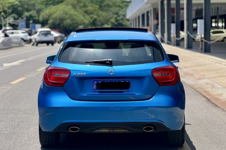 Used Mercedes-Benz A-Class 2015 A 200 Fashion Model Exterior 3