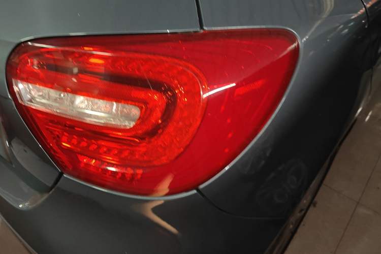 Used Mercedes-Benz A-Class 2015 A 180 Exterior 3