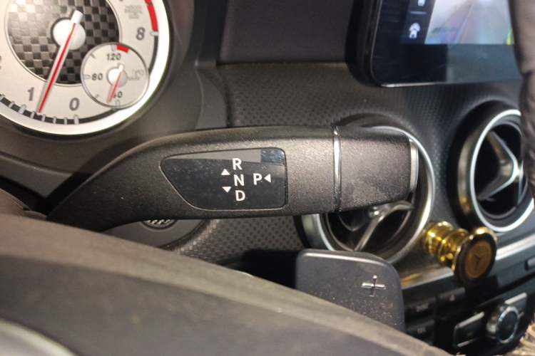 Used Mercedes-Benz A-Class 2015 A 200 Fashion Model Gear Lever