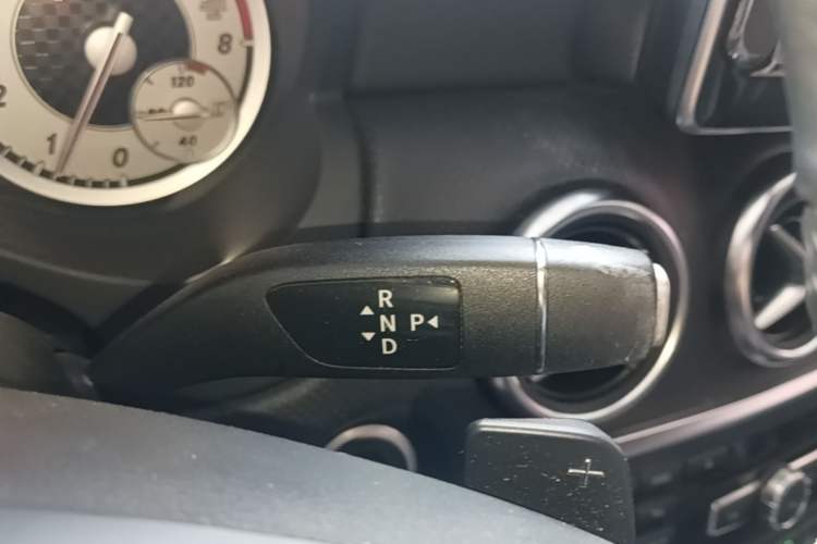 Used Mercedes-Benz A-Class 2015 A 200 Fashion Model Gear Lever