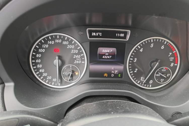 Used Mercedes-Benz A-Class 2015 A 180 Standard Model Instrument Cluster