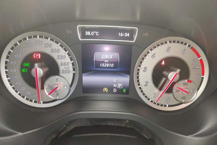 Used Mercedes-Benz A-Class 2015 A 200 Sport Edition Instrument Cluster