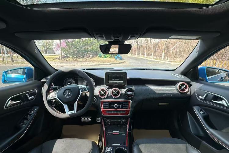 Used Mercedes-Benz A-Class 2015 A 200 Sport Edition Interior 1