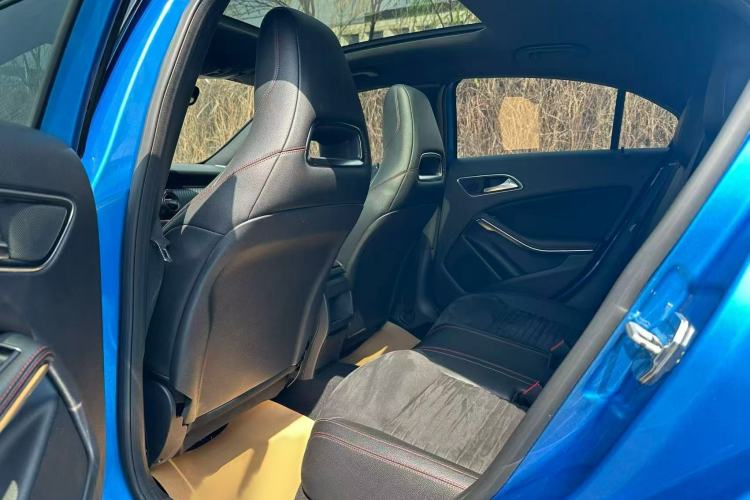 Used Mercedes-Benz A-Class 2015 A 200 Sport Edition Interior 3