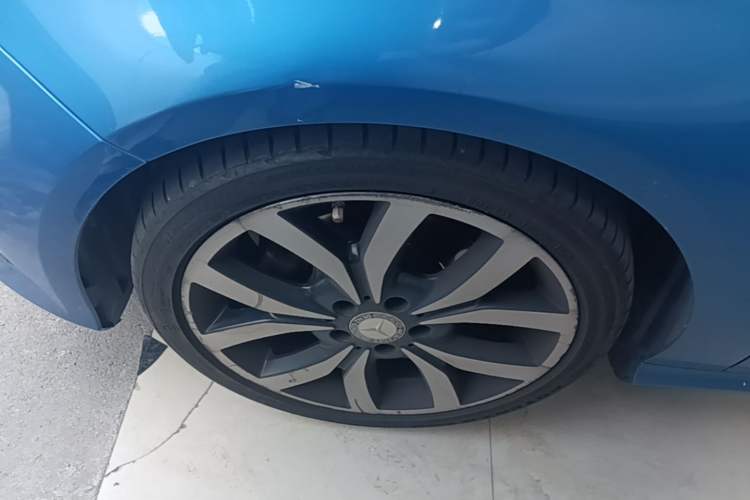 Used Mercedes-Benz A-Class 2015 A 200 Fashion Model Left Front Wheel Hub