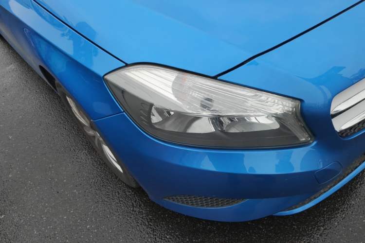 Used Mercedes-Benz A-Class 2015 A 180 Standard Model Right Front Headlight