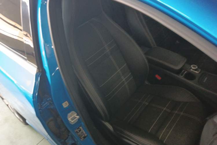 Used Mercedes-Benz A-Class 2015 A 200 Fashion Model Right Front Seat